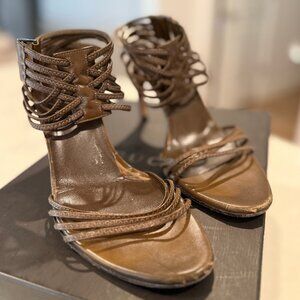 GUCCI Sandalo Pelle Guarn. Mirabelle Jungle strappy sandals, Size 7.5B